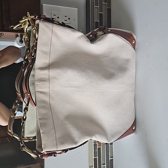 Coach Carly large handbag - Picture 3 of 16